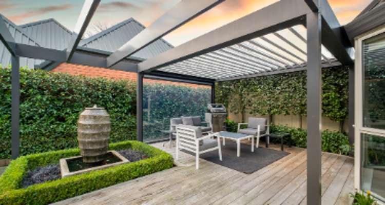 2/77a Hinau Street_0