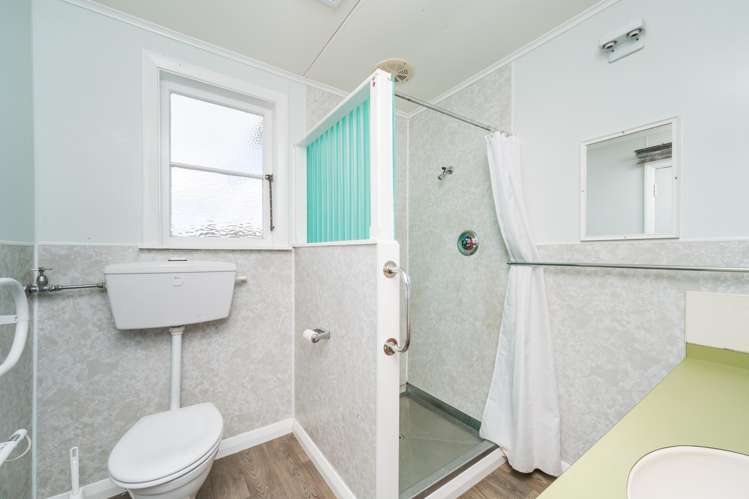 14 Belvedere Crescent Takaro_23