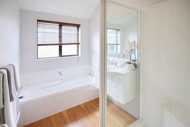 34 Heathridge Place Lincoln_19