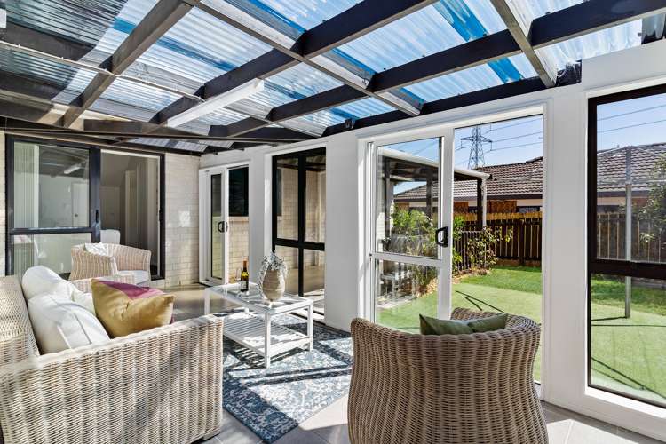 8 Lowburn Place Clover Park_9