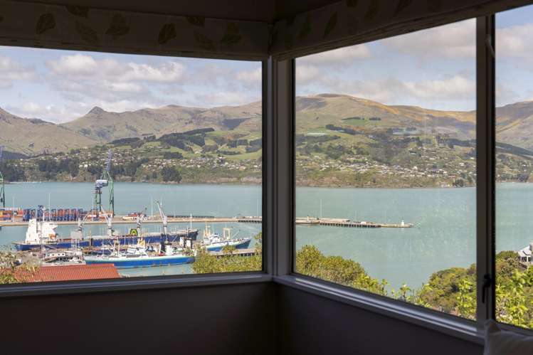 5 Selwyn Road Lyttelton_10