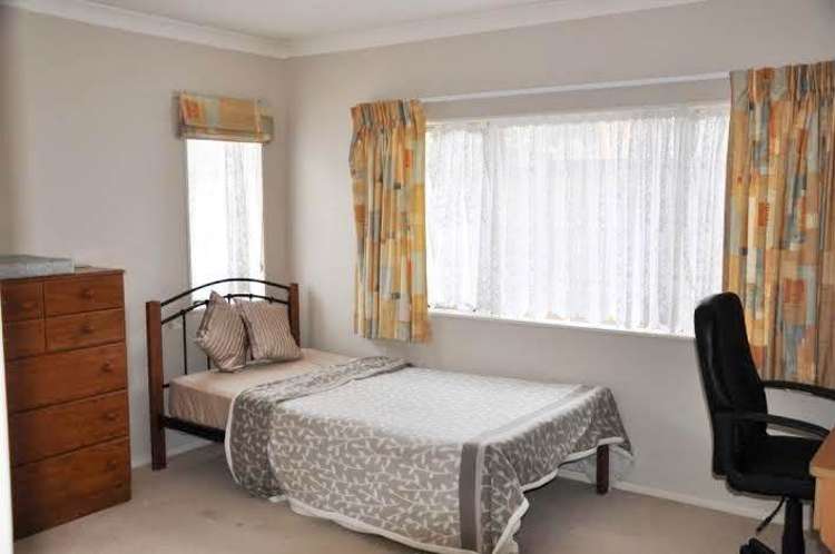 25 Oliver Road Eastern Beach_11