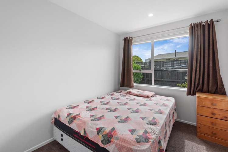 2/11 Peckham Lane Woolston_5