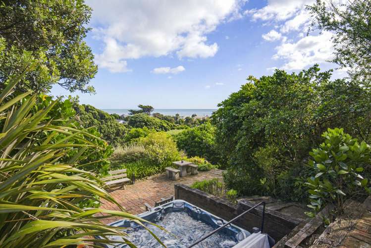 7 Tangahoe Street Paekakariki_45
