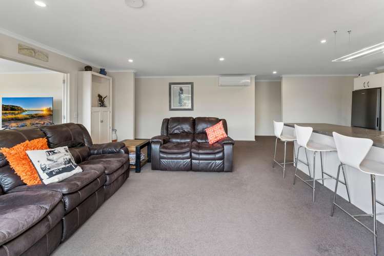 16 Wanderers Avenue Brightwater_12