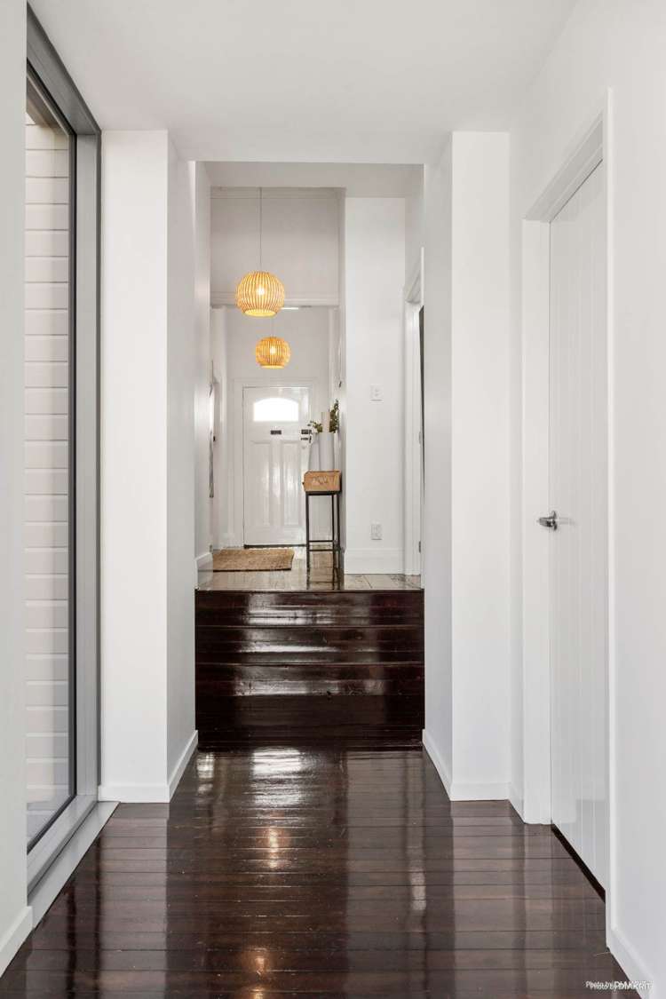 27 Rocklands Avenue Mount Eden_13