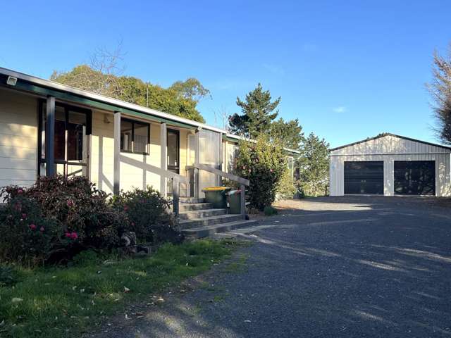 Rural Lifestyle with land but still close to town