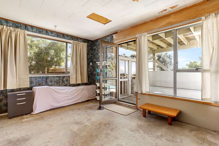 3 Kelvin Crescent Te Atatu Peninsula_11