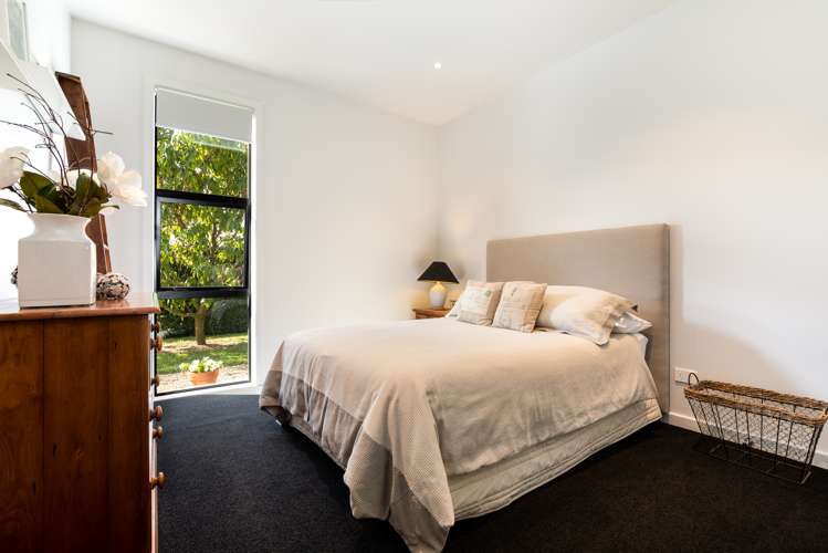 21 Baxter Michael Crescent Cambridge_10