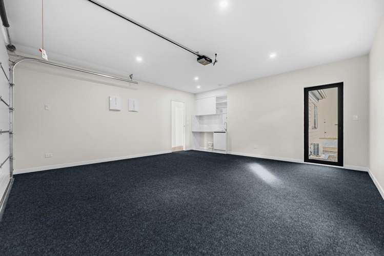 31 Korowhiti Road Clarks Beach_21