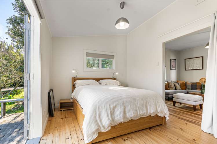 11 Korora Road Oneroa_13