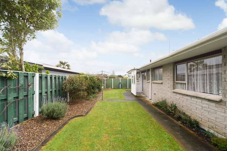1 Sandstrom Grove Feilding_14