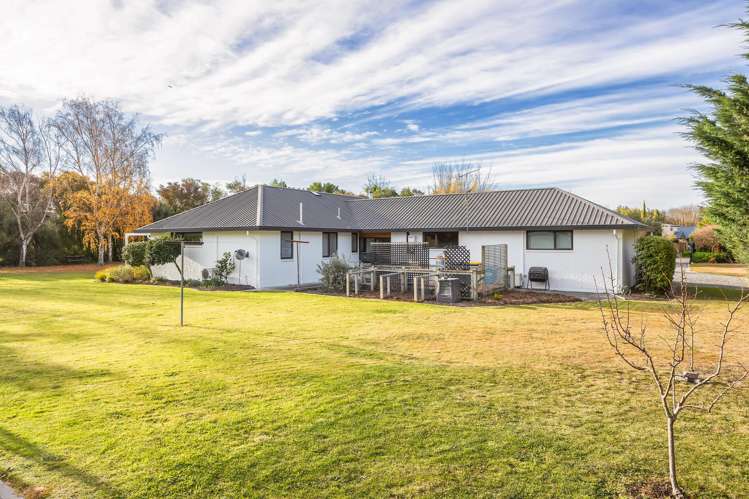 6 Cedar Place Amberley_28