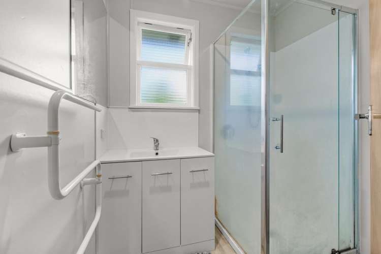 15A Pine Avenue Otumoetai_8