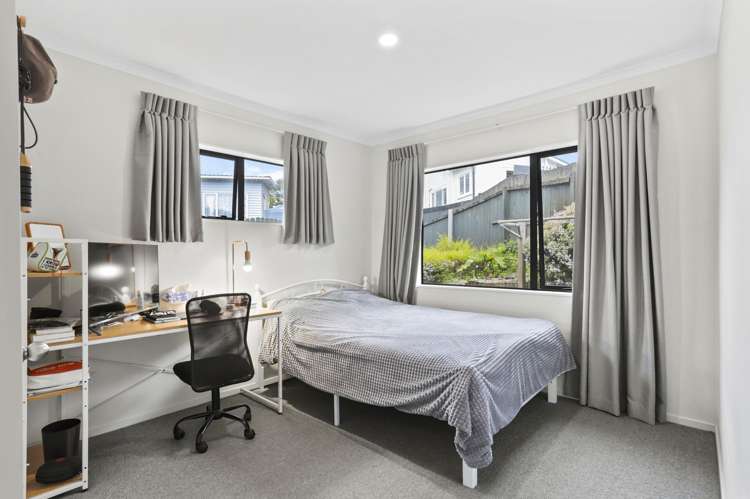 24A Fruitvale Road New Lynn_11