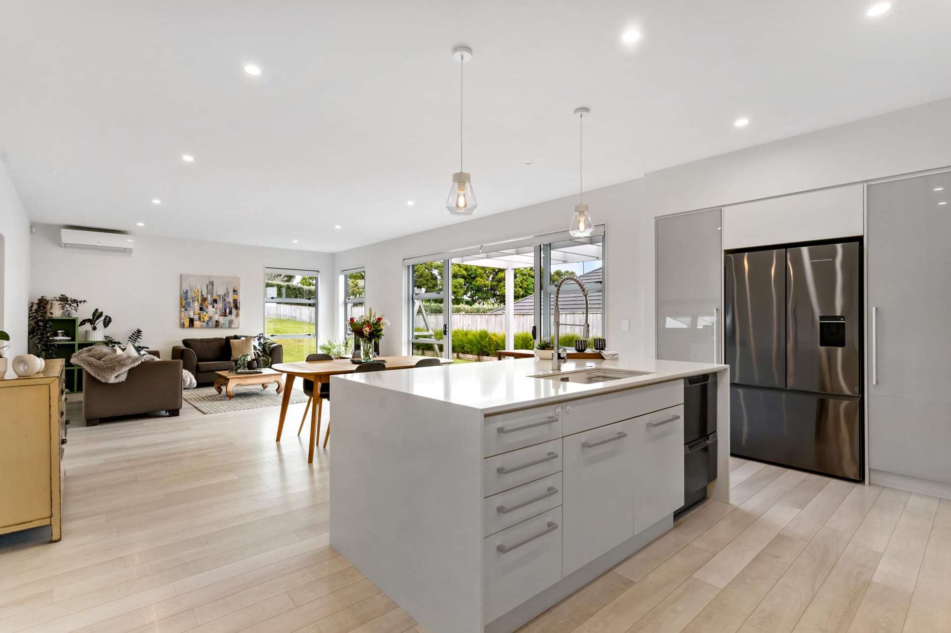 6 Kibblewhite Avenue Beachlands_0