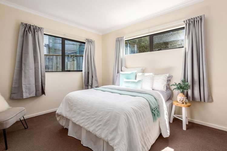 12A Hiwi Crescent Titahi Bay_10