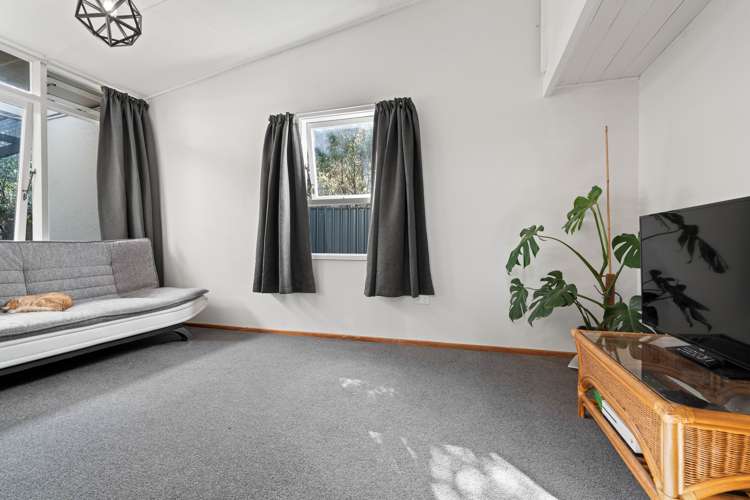 11 Derby Street Solway_13