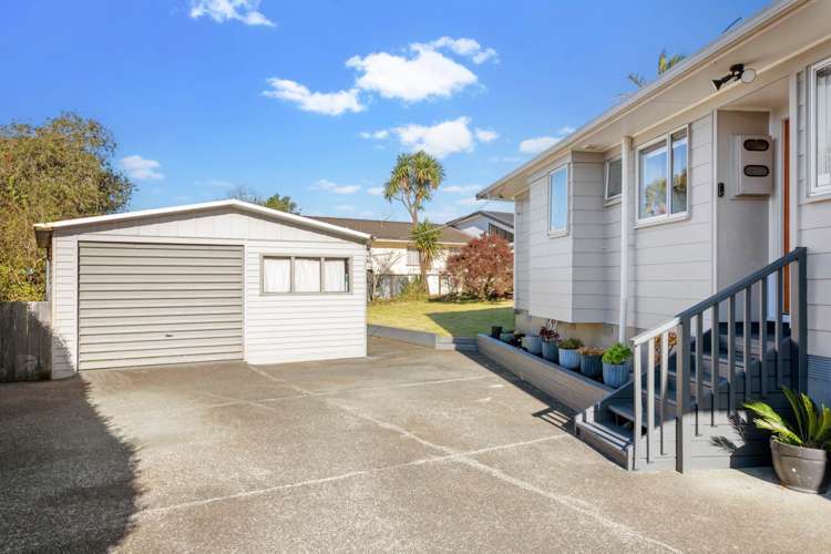 58 Forest Hill Road Henderson_24