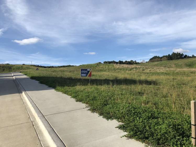 11 Otaota Way Flat Bush_9