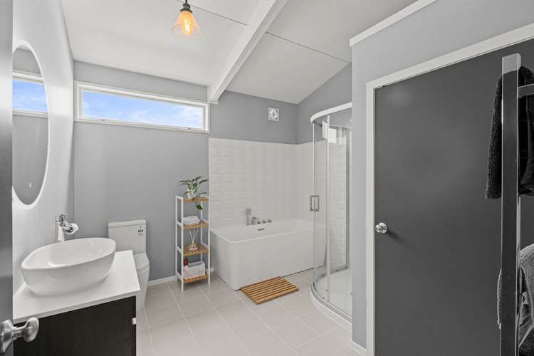 22 Pickwick Road Otamatea_15