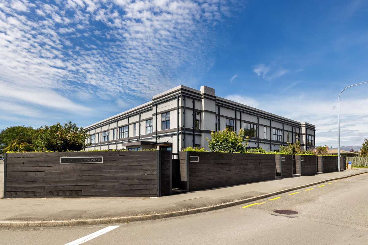 1-6/69 Maxwell Road_0