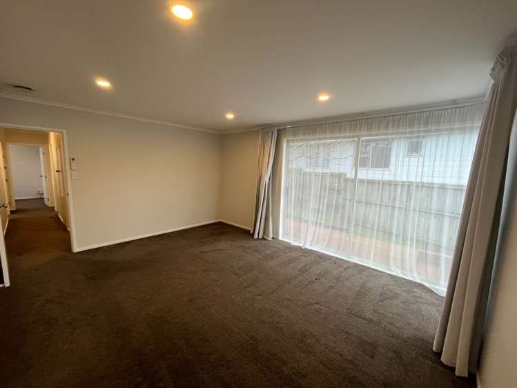 25 Cockayne Crescent Sunnynook_1