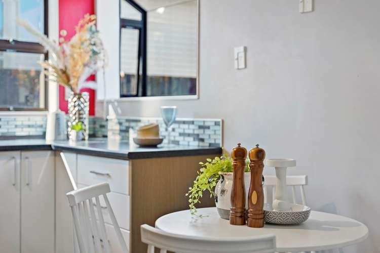 5 Parakai Street Paraparaumu_8