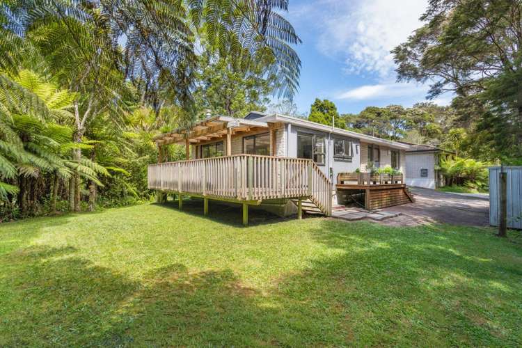 2/6 Sonnenberg Way Titirangi_21