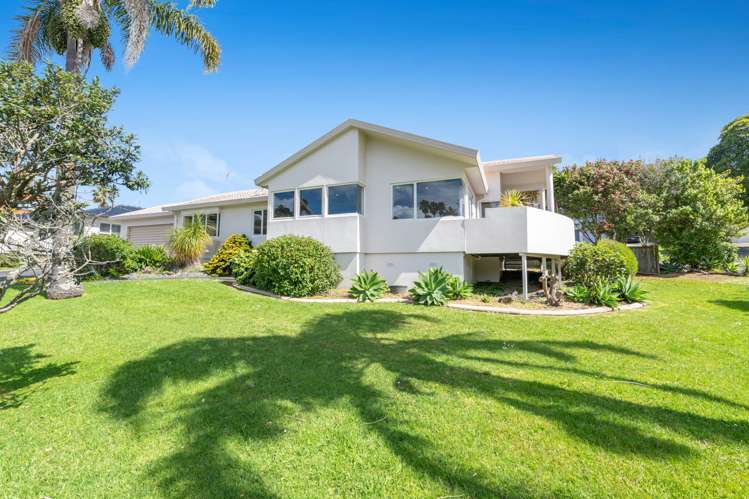 2 Mollyhawk Rise Arkles Bay_1