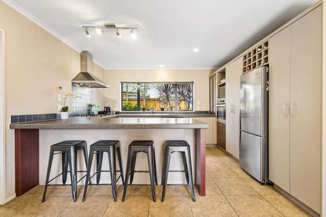6 Ashkirk Place Wattle Downs_2