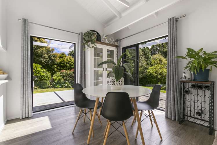 168 Carter Road Oratia_5