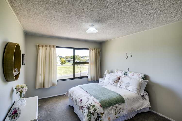 11 Ryan Crescent Greenmeadows_11