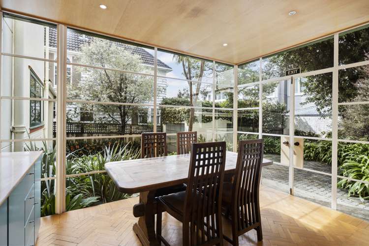 21 Fitzherbert Terrace Thorndon_8