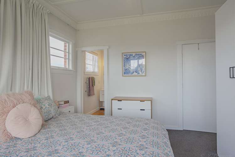 172 Le Cren Street Seaview_6