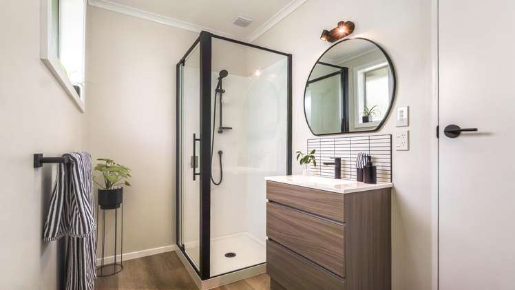 1/10 Denver Grove Totara Park_7