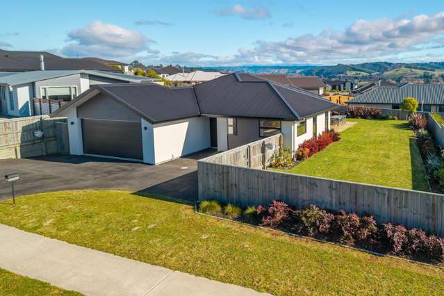 ELEVATION, VIEWS, SUN – BRIGHTWATER!