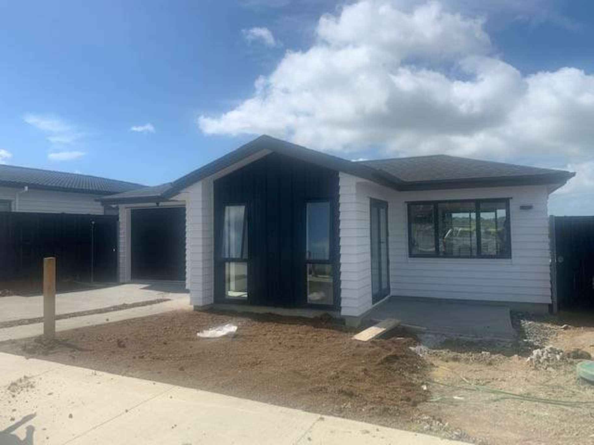 22 Siren Street Wainui_0