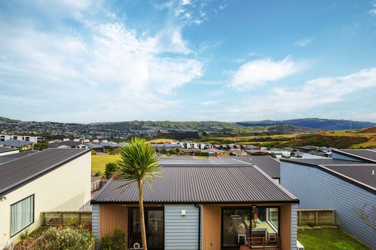 30 Red Beech Avenue Woodridge_22