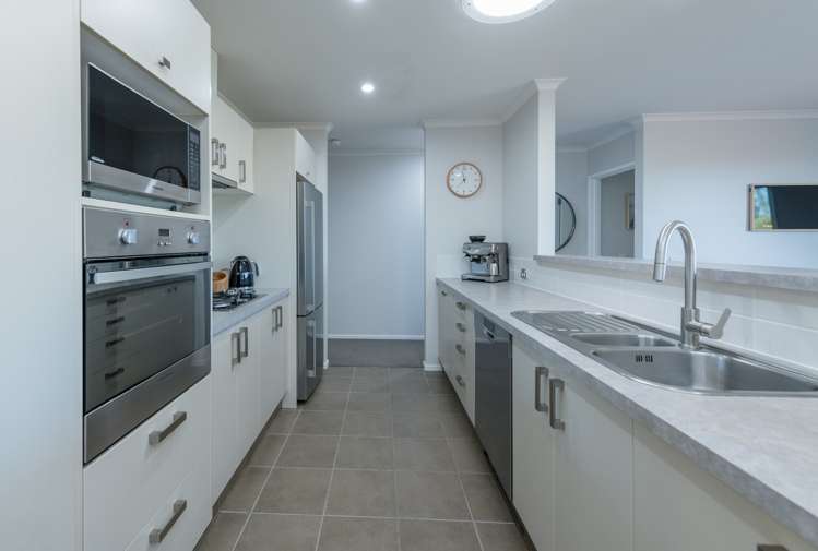 46 Ngawhatu Road Stoke_6