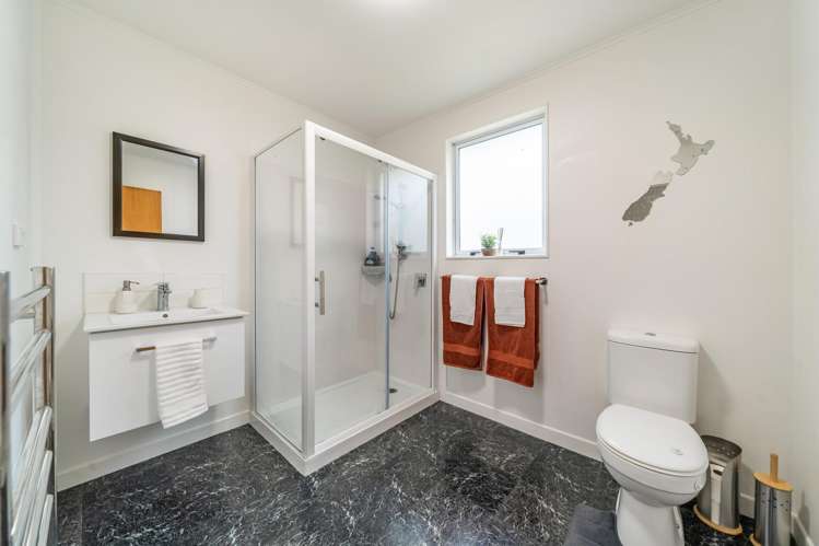 39 Naenae Road Naenae_11