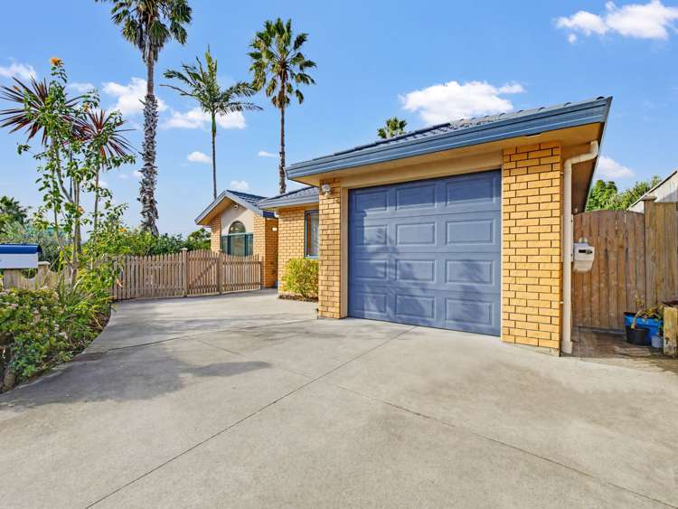 6 Red Hibiscus Road Stanmore Bay_19