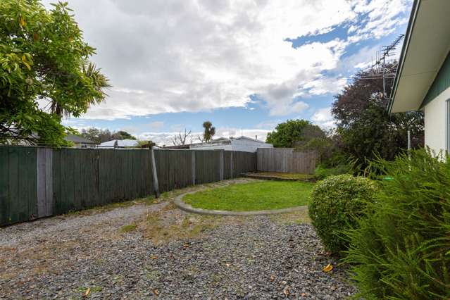 2/127 Parkers Road Tahunanui_3