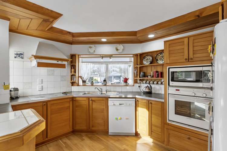 6 Lillian Place Orewa_9