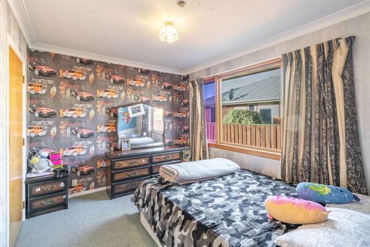 98 Edinburgh Crescent Waikiwi_6