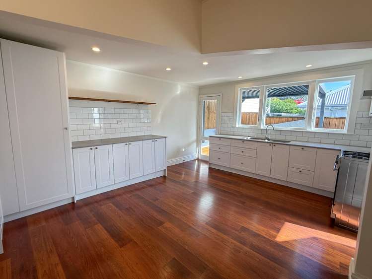 20 Takau Street Eden Terrace_5