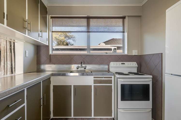 26 Westmere Place Takaro_3