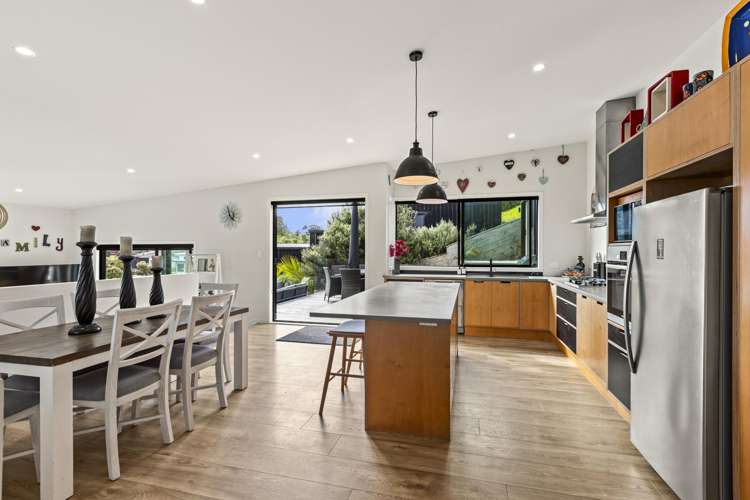 36 Robertson Street Raglan_17
