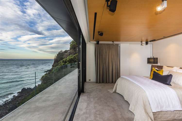 1 Whitewash Head Road Scarborough_35