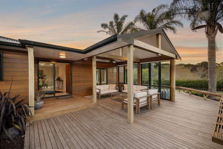 883 Peak Road Waimauku_28